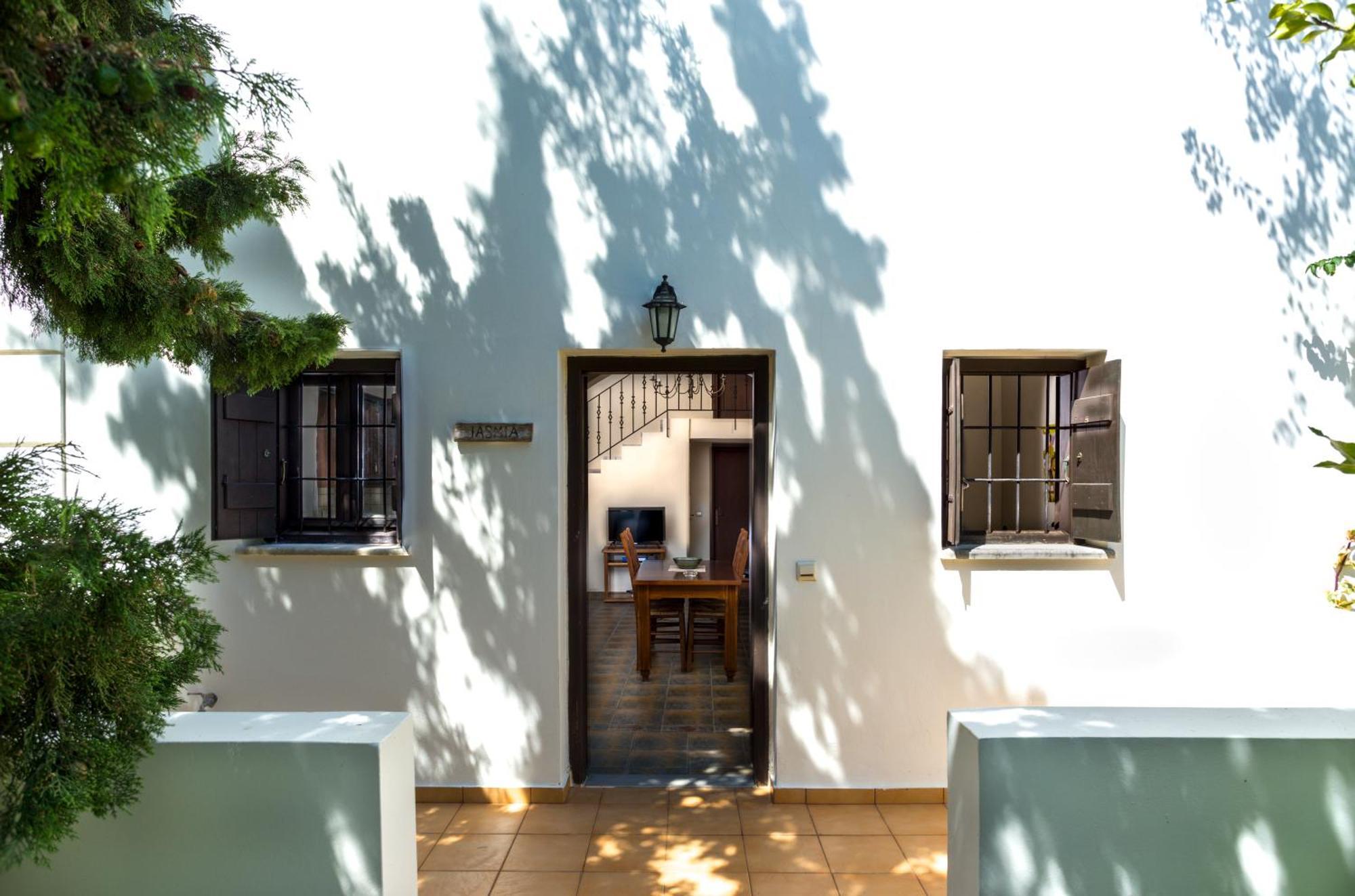 Douliana Villas الغرفة الصورة